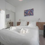 Hébergement de vacances Maison De 6 Terrasse -stanislas Chic A6b002 Cannes