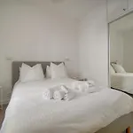 Дом отдыха Maison De 6 Terrasse -stanislas Chic A6b002 *