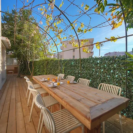 Dom wakacyjny Maison De 6 Terrasse -stanislas Chic A6b002 *